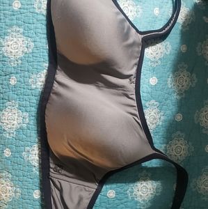 Natori 38DD Sports Bra